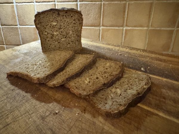 Surdeigsbrød grovt rugbrød